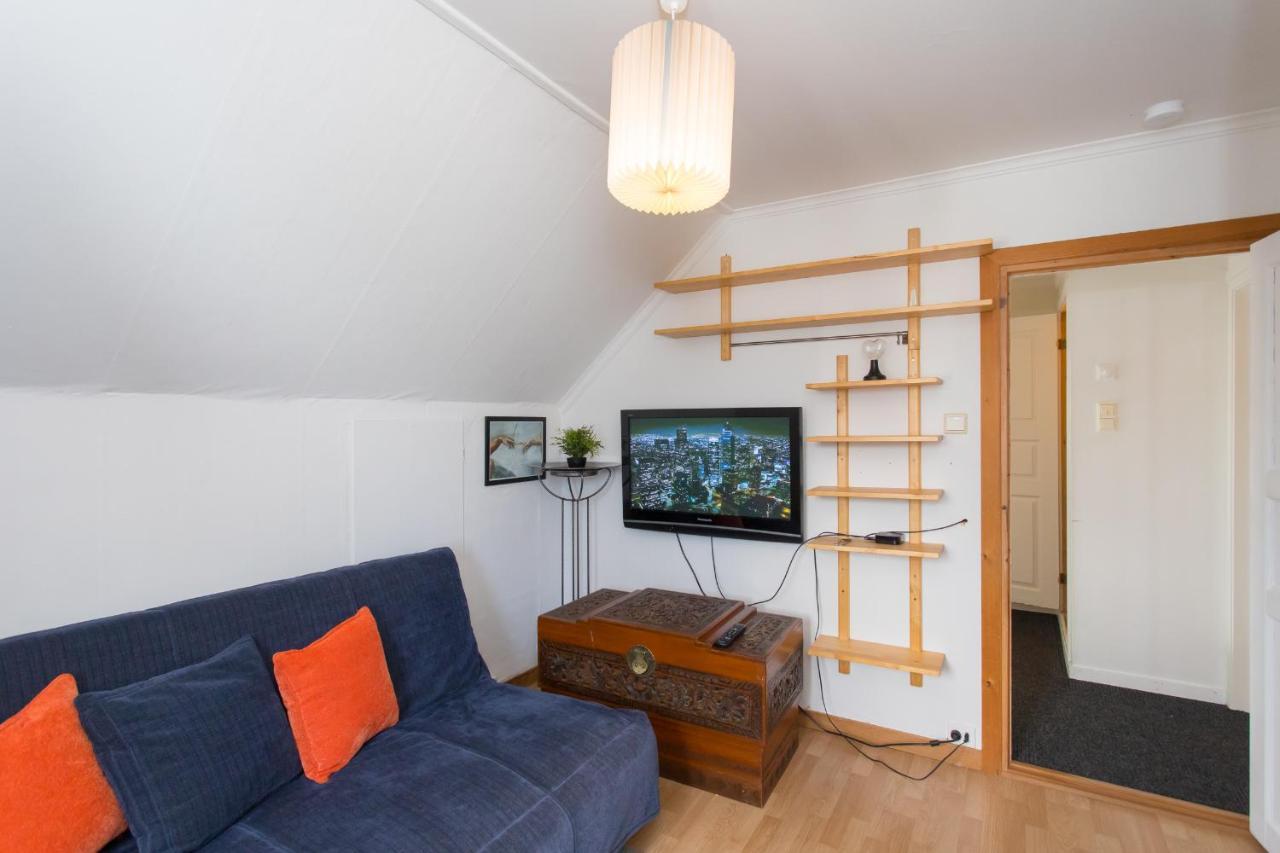 Mandal Apartment Mit Moeglichkeit Ein Boot Zu Benutzen Und Angeln Luaran gambar