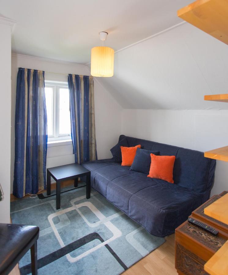 Mandal Apartment Mit Moeglichkeit Ein Boot Zu Benutzen Und Angeln Luaran gambar