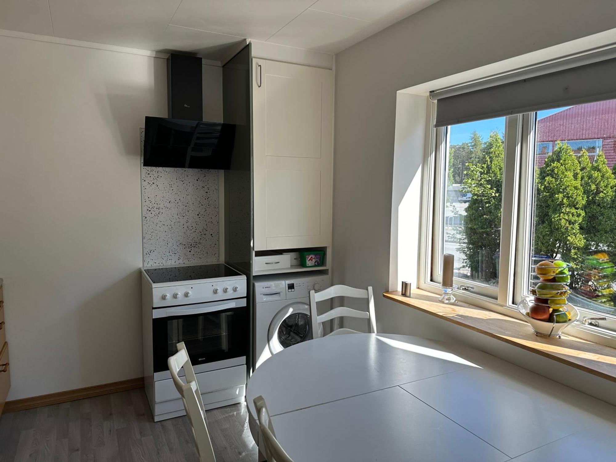 Mandal Apartment Mit Moeglichkeit Ein Boot Zu Benutzen Und Angeln Luaran gambar