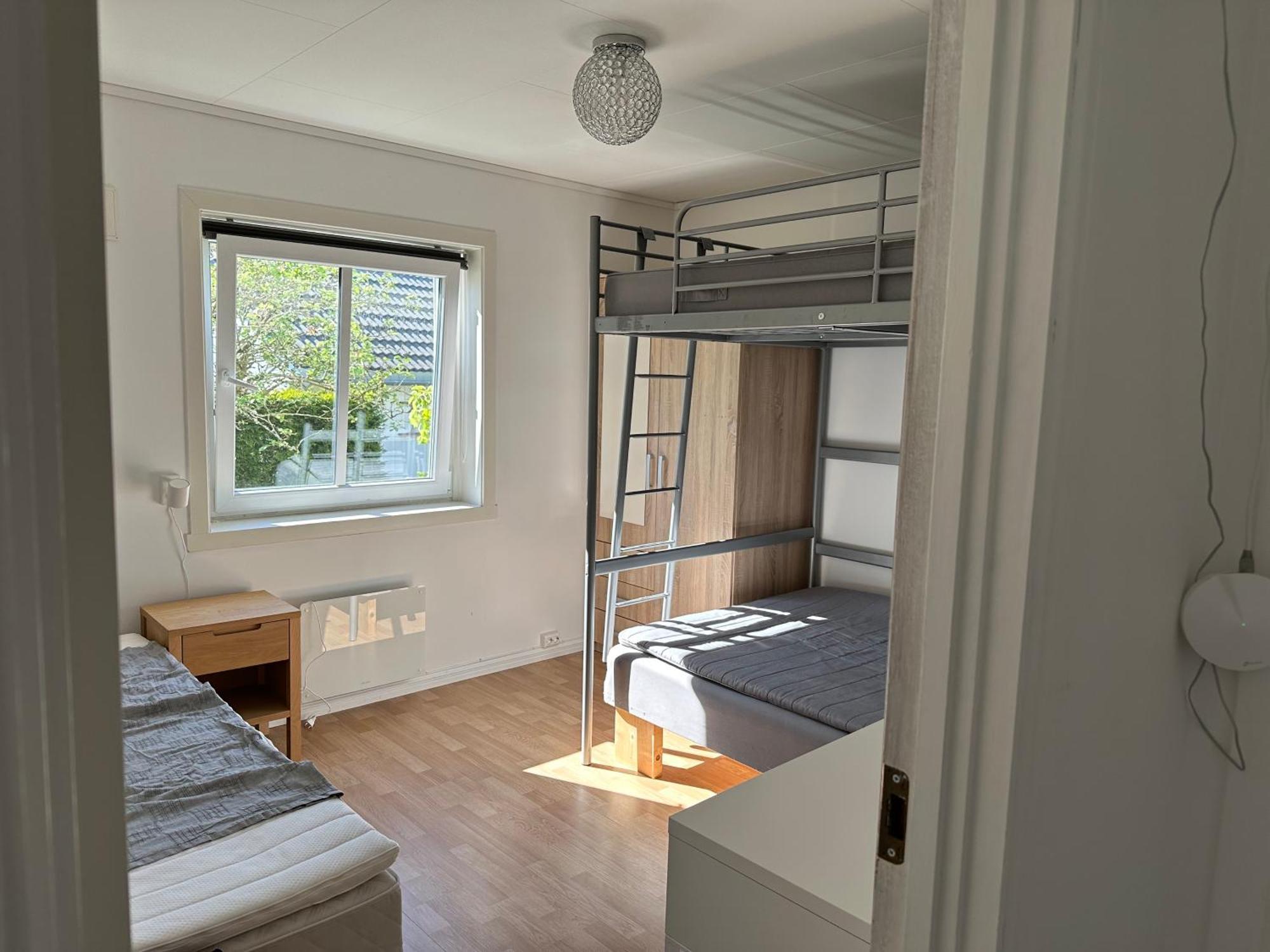 Mandal Apartment Mit Moeglichkeit Ein Boot Zu Benutzen Und Angeln Luaran gambar